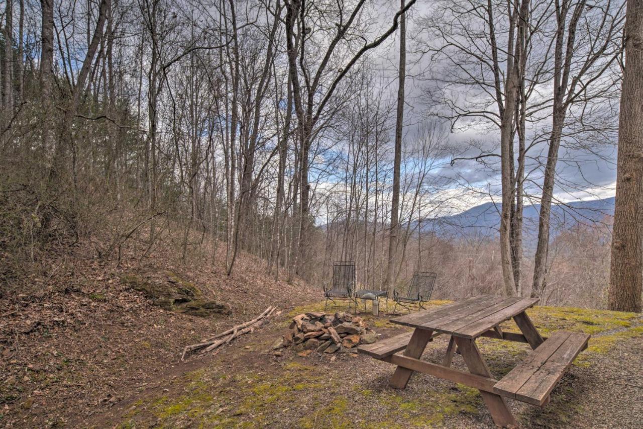 Charming Burnsville Apt With Mountain Views And Deck! Exteriör bild